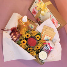 Load image into Gallery viewer, Festive Flavour Gift Hamper in a Box