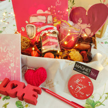 Load image into Gallery viewer, Loads of Love Hamper