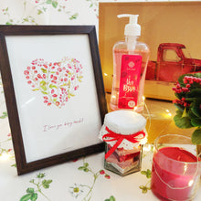 Load image into Gallery viewer, The Very Berry Special Hamper