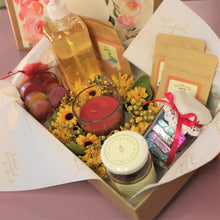 Load image into Gallery viewer, Festive Flavour Gift Hamper in a Box